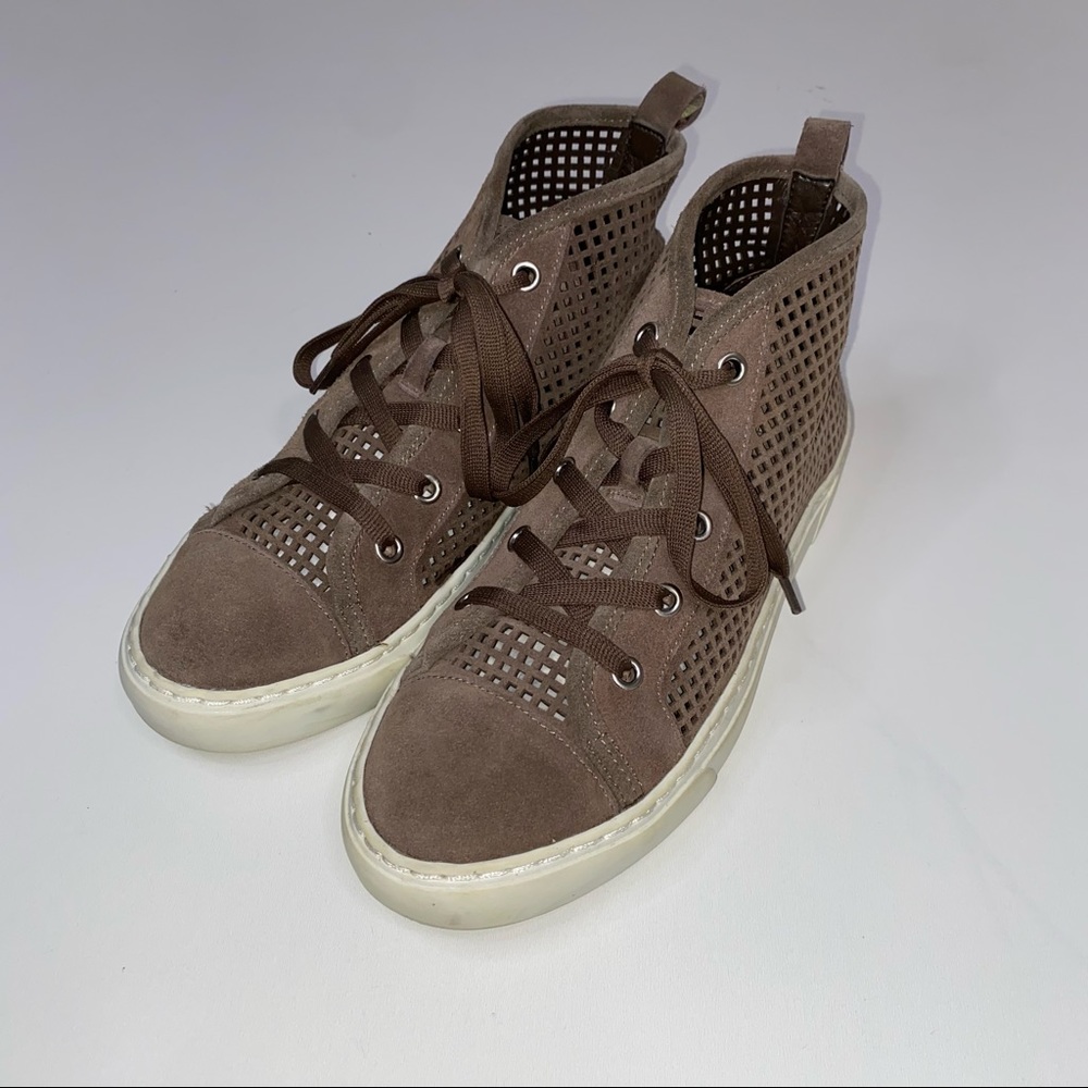 1.State Dulcia suede platform fashion sneakers